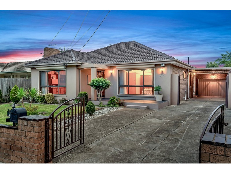 7 Burbank Drive, Reservoir VIC 3073