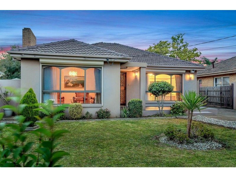 7 Burbank Drive, Reservoir VIC 3073