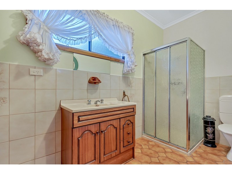 7 Burbank Drive, Reservoir VIC 3073