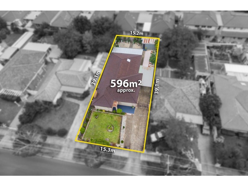 7 Burbank Drive, Reservoir VIC 3073