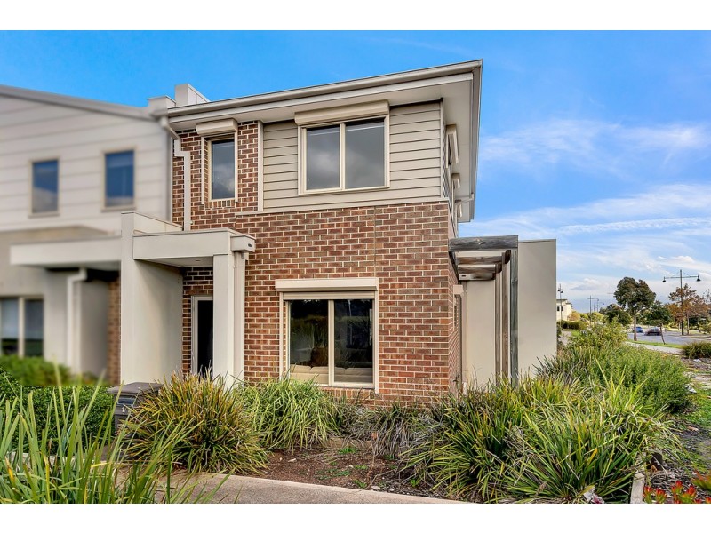 1/1 Hyde Park Avenue, Craigieburn VIC 3064