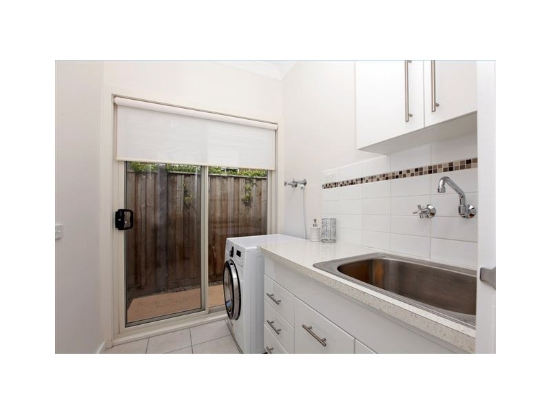 3 Grosvener square, Craigieburn VIC 3064