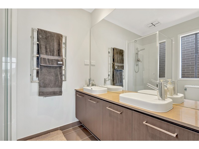 7 Nesting Vista, Craigieburn VIC 3064