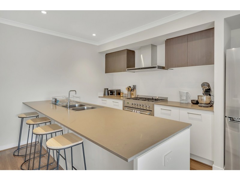 7 Nesting Vista, Craigieburn VIC 3064