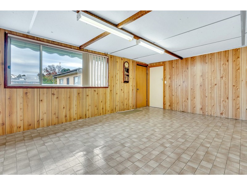 31 Clydesdale Road, Airport West VIC 3042