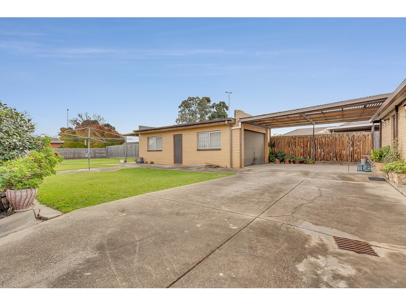 31 Clydesdale Road, Airport West VIC 3042