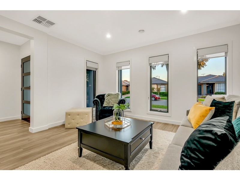 7 Moxie Road, Craigieburn VIC 3064