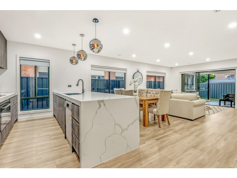 7 Moxie Road, Craigieburn VIC 3064