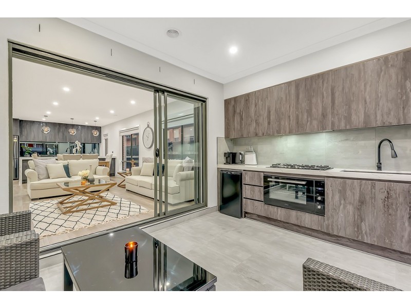 7 Moxie Road, Craigieburn VIC 3064