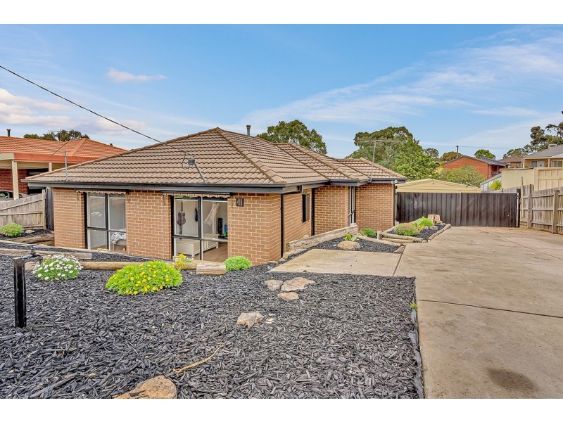 41 Clovelly Drive, Craigieburn VIC 3064