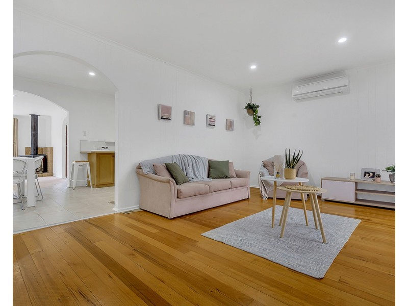 6 Commonwealth Court, Craigieburn VIC 3064