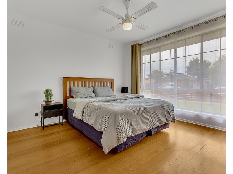 6 Commonwealth Court, Craigieburn VIC 3064