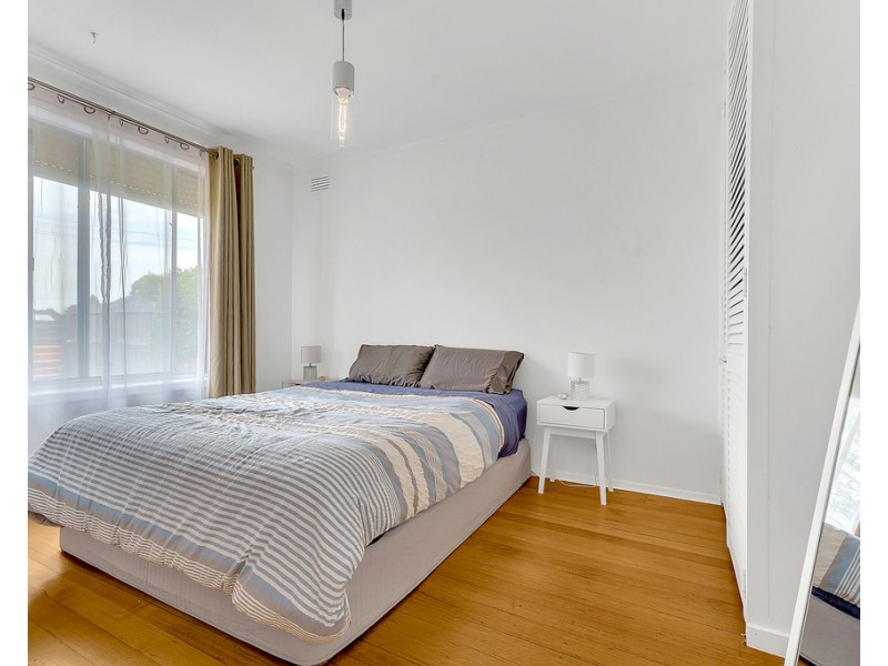 6 Commonwealth Court, Craigieburn VIC 3064