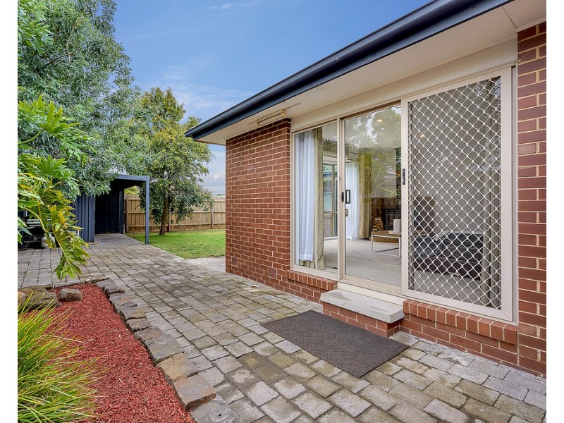 6 Commonwealth Court, Craigieburn VIC 3064