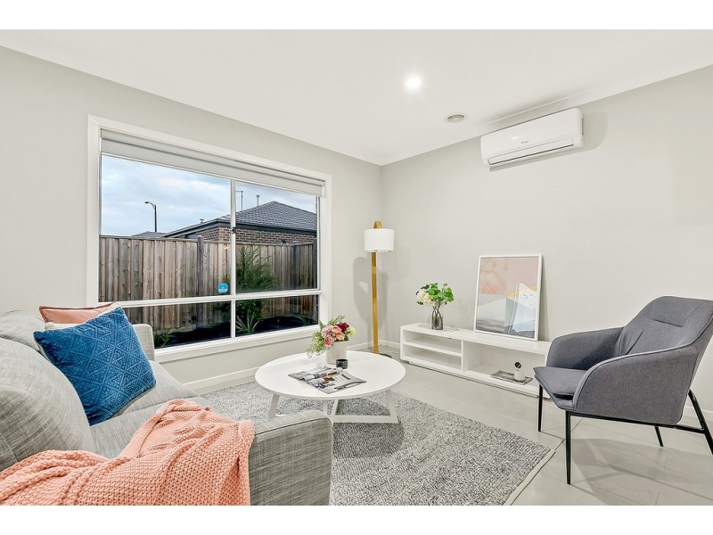 28 Stettler Boulevard, Mickleham VIC 3064