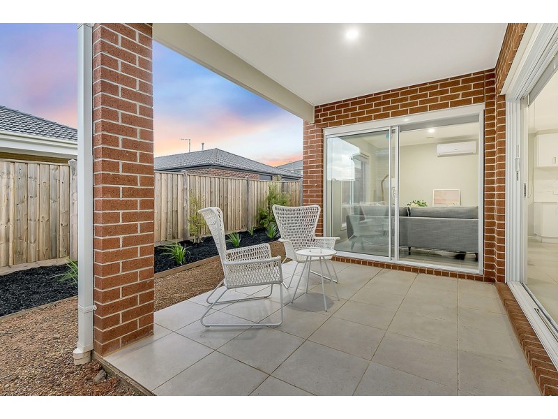 28 Stettler Boulevard, Mickleham VIC 3064