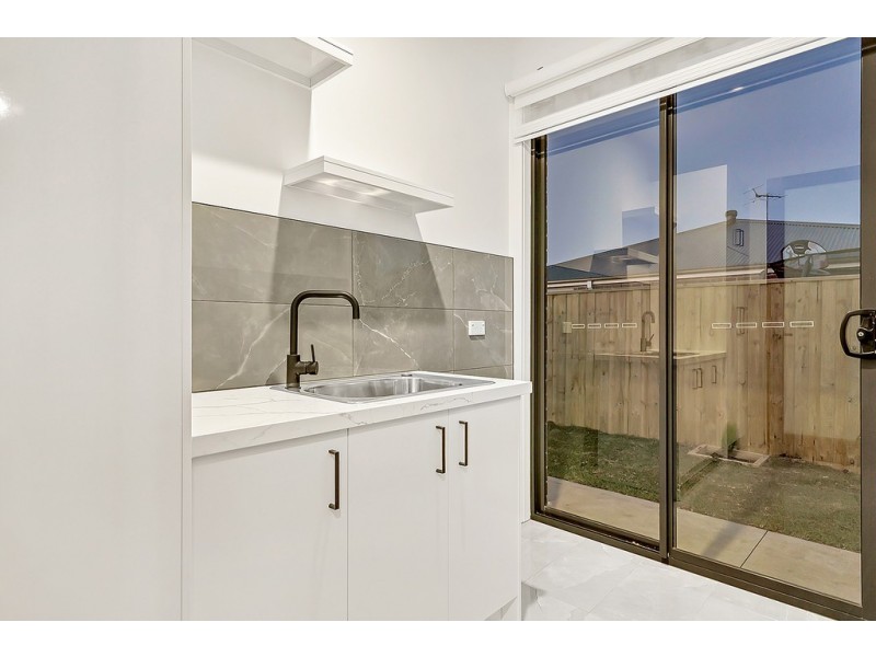 43 Heron Drive, Mickleham VIC 3064