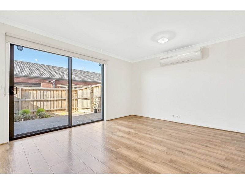 8 Raspberry Grove, Mernda VIC 3754