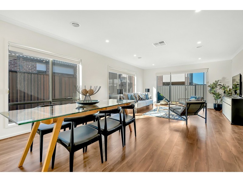 611 Grand Boulevard, Craigieburn VIC 3064