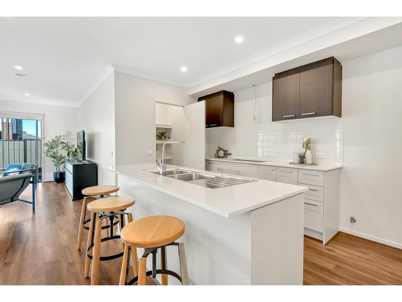 611 Grand Boulevard, Craigieburn VIC 3064