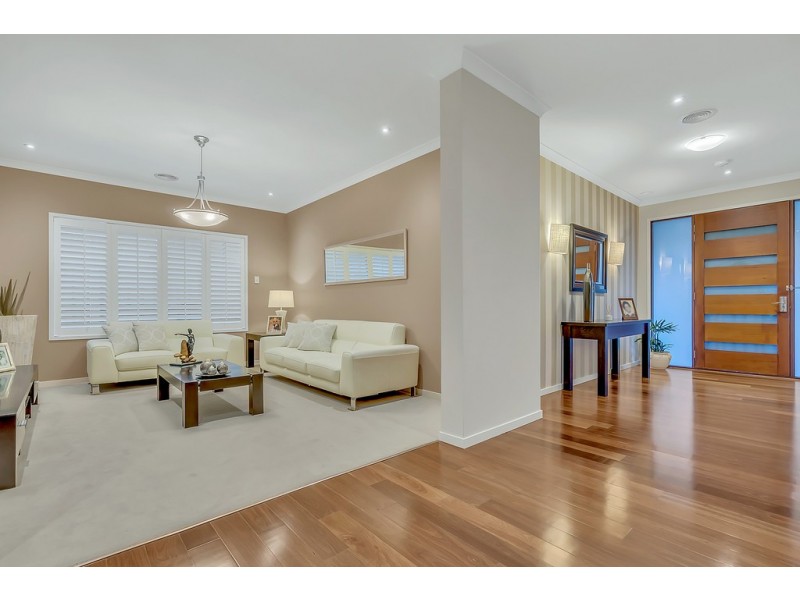 5 Langford Drive, Craigieburn VIC 3064