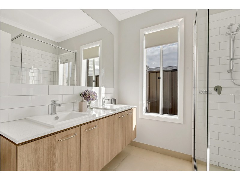 11 Lignum Street, Craigieburn VIC 3064