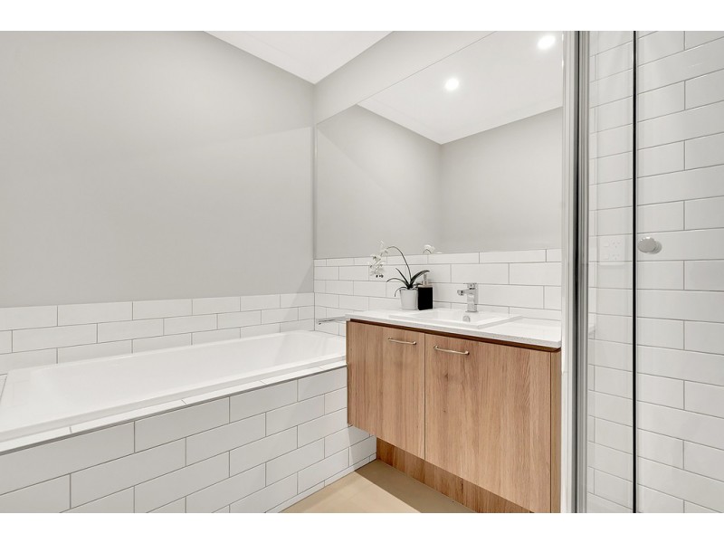 11 Lignum Street, Craigieburn VIC 3064