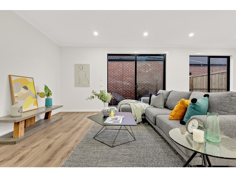 11 Nicastro Avenue, Wollert VIC 3750