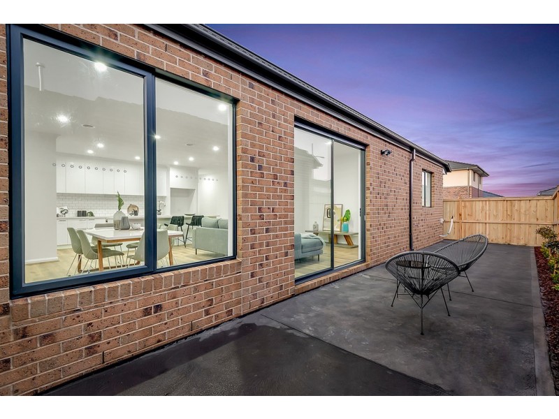 11 Nicastro Avenue, Wollert VIC 3750