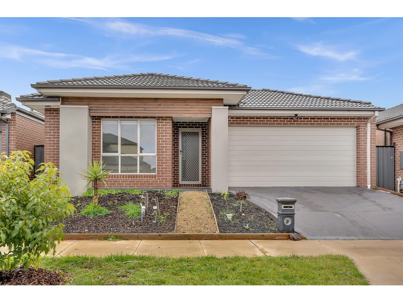 12 Faston Road, Kalkallo VIC 3064