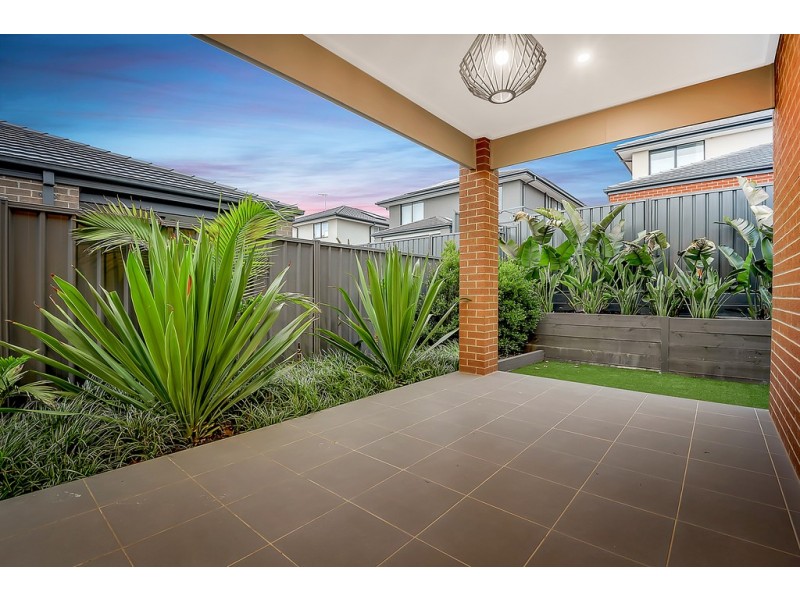 9 McInerney Road, Kalkallo VIC 3064