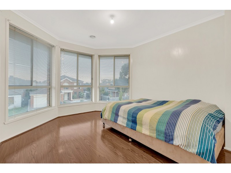 1 De Garis Lane, Roxburgh Park VIC 3064