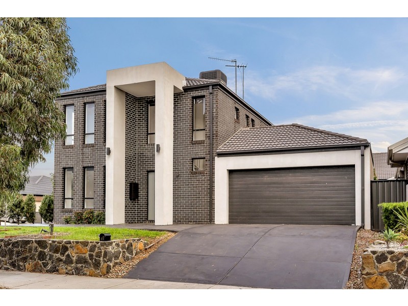 48 Hyde Park Avenue, Craigieburn VIC 3064