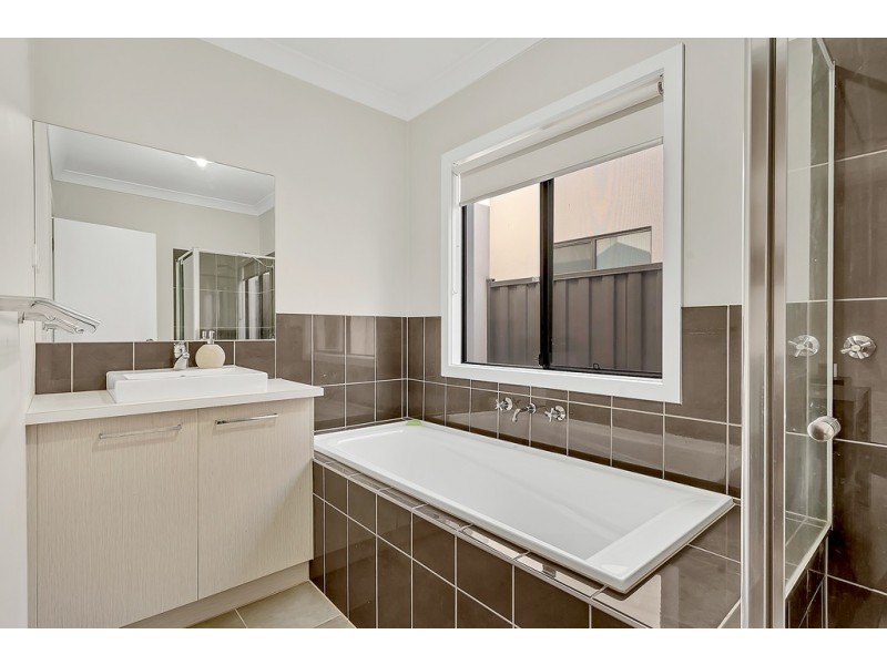 14 Destination Drive, Greenvale VIC 3059