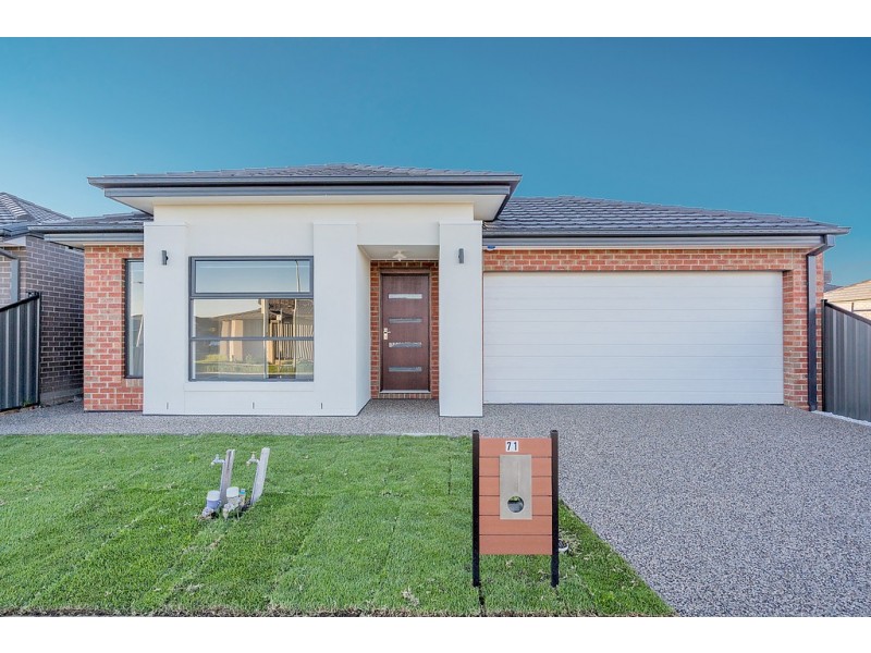 71 Featherwood Drive, Craigieburn VIC 3064