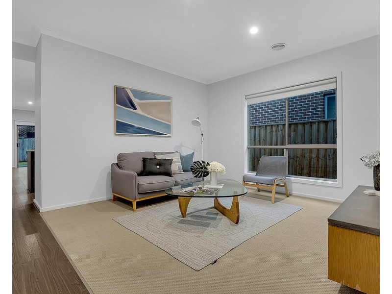 7 Chevery Street, Mickleham VIC 3064