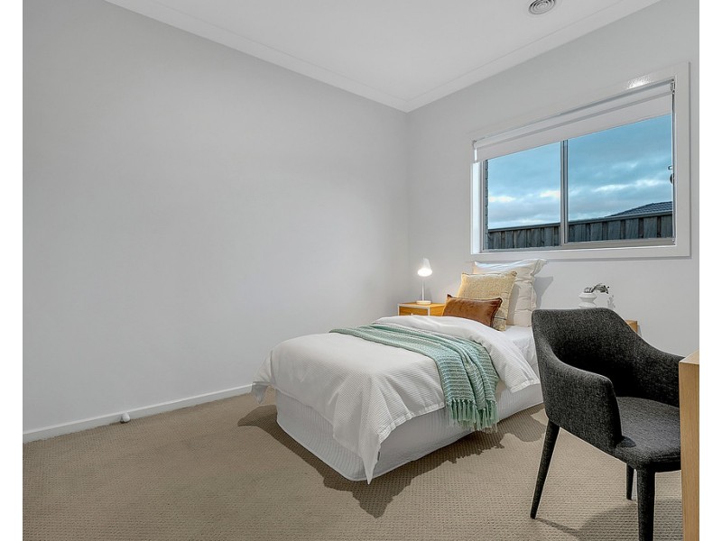 7 Chevery Street, Mickleham VIC 3064