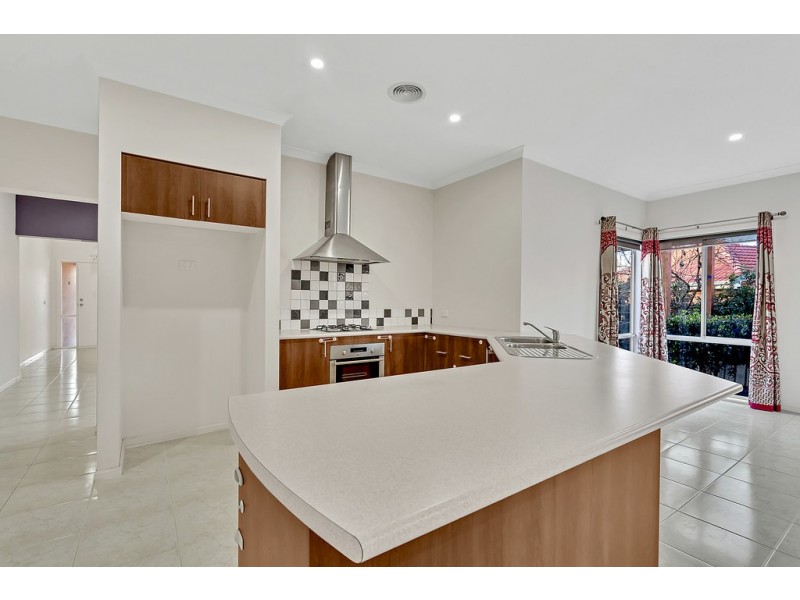 3 Kirribilli Close, Craigieburn VIC 3064
