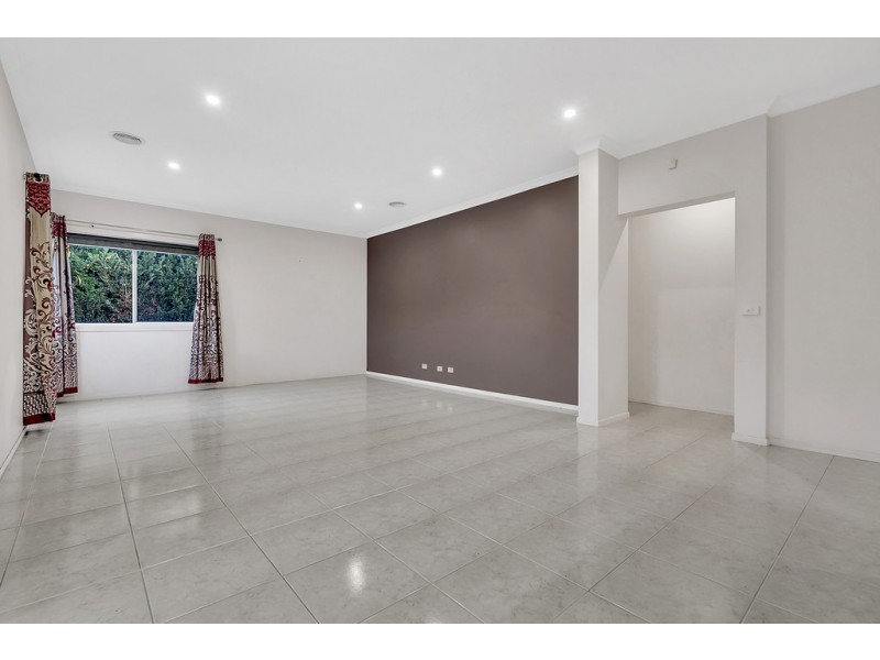 3 Kirribilli Close, Craigieburn VIC 3064