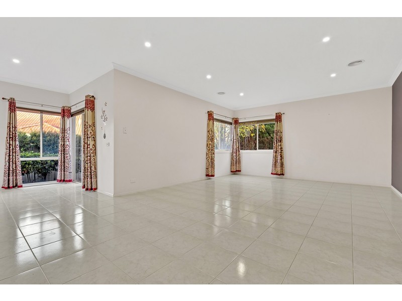 3 Kirribilli Close, Craigieburn VIC 3064