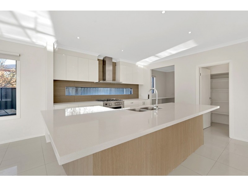 74 Dwyer Street, Kalkallo VIC 3064