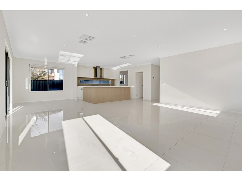 74 Dwyer Street, Kalkallo VIC 3064