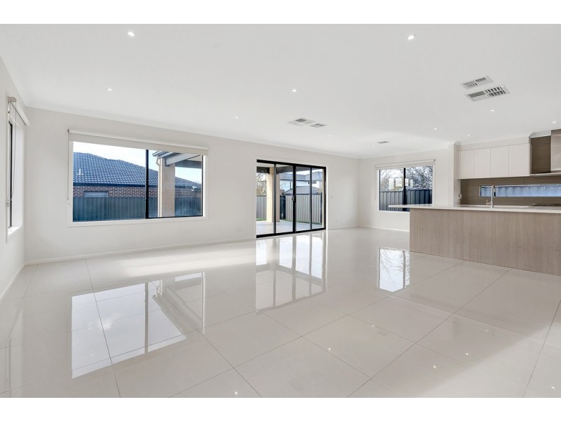 74 Dwyer Street, Kalkallo VIC 3064