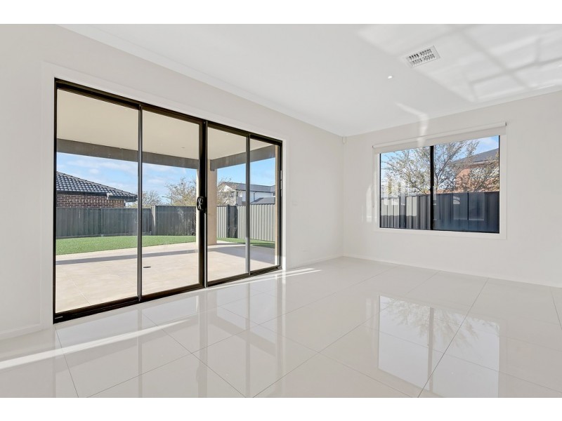 74 Dwyer Street, Kalkallo VIC 3064