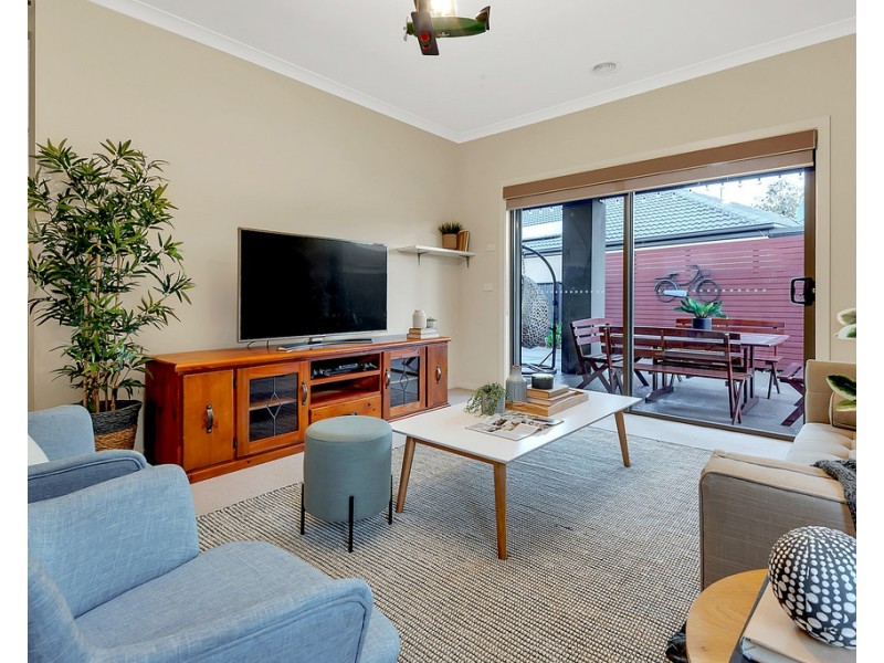 15 Hampton Street, Craigieburn VIC 3064
