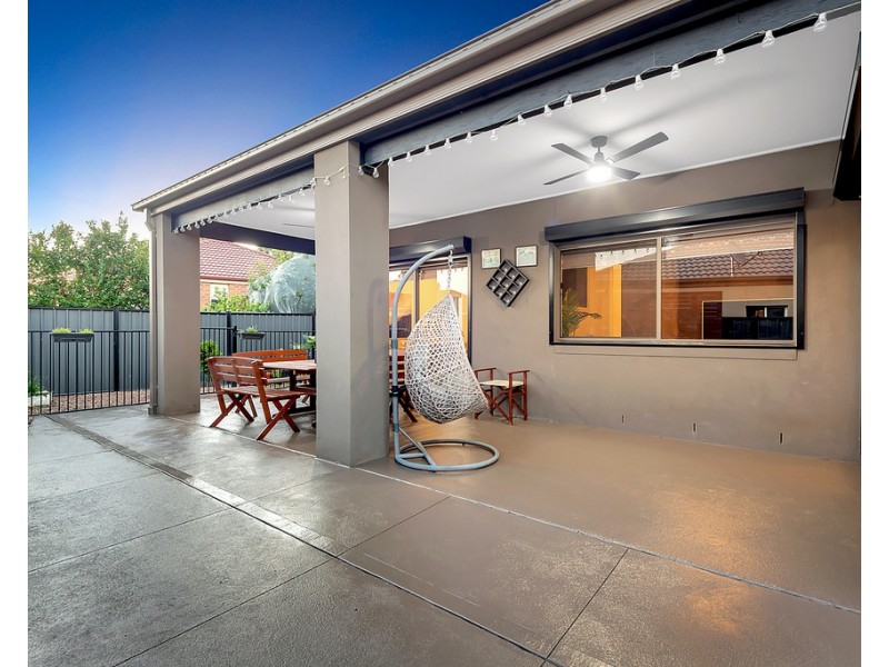 15 Hampton Street, Craigieburn VIC 3064