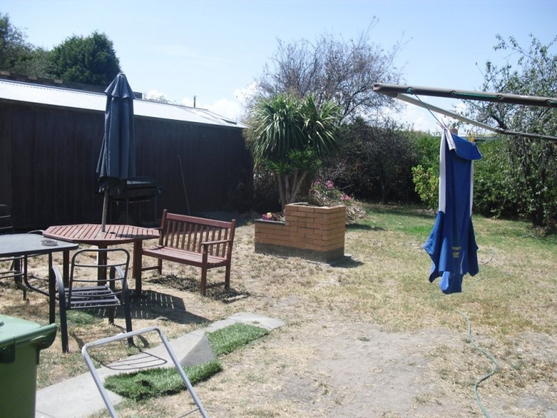 6 Rayfield Avenue, Craigieburn VIC 3064