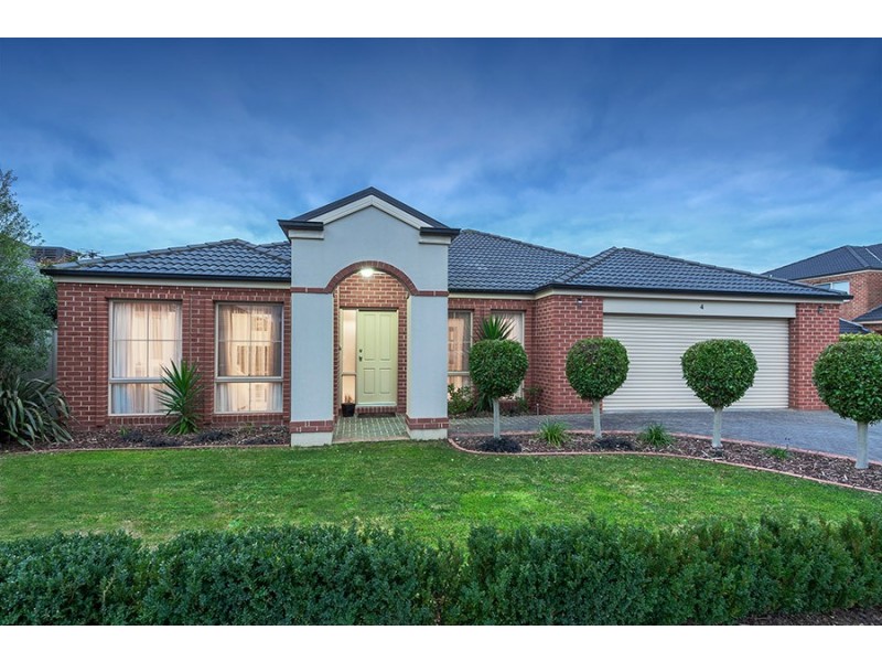 4 Long Island Circuit, Craigieburn VIC 3064