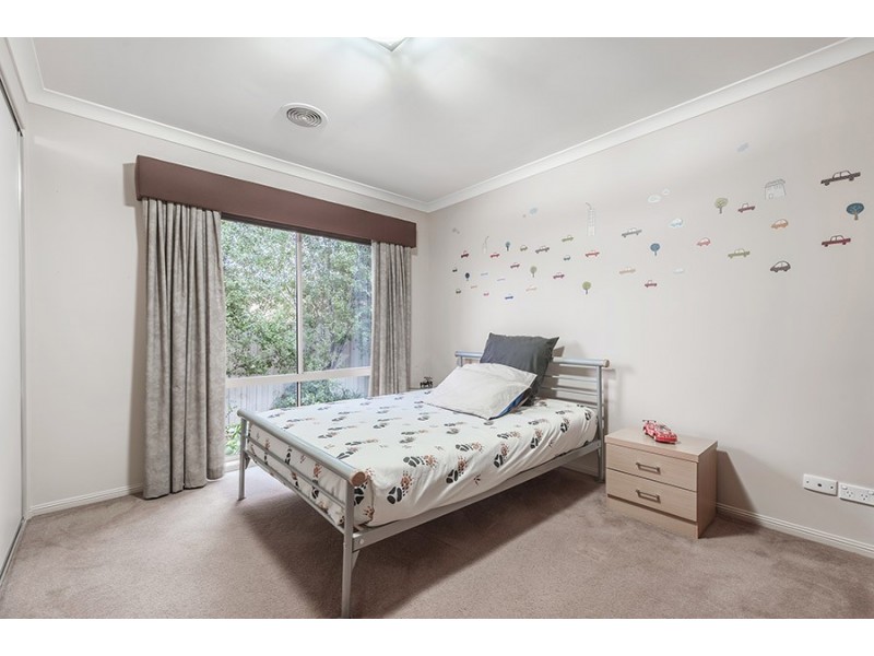 4 Long Island Circuit, Craigieburn VIC 3064