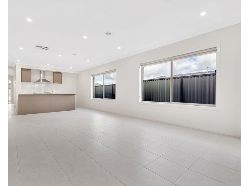 26 Bookham Circuit, Kalkallo VIC 3064